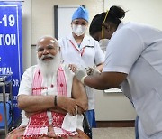 인도, 백신 접종 시간제한 폐지..1660만명 1차 접종 마쳐