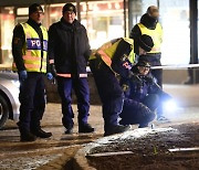 스웨덴 20대 남성 흉기 난동에 8명 부상.."테러 추정"