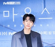 이승기 "내 인생 첫 19금..수위 조절 힘든 작품"