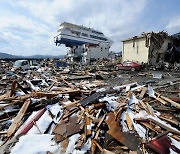 1.8만 사망 동일본 대지진 10년..숫자로 보는 '끝나지 않은 비극'