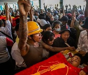 미얀마 군부 또 유혈진압..사망자 1명 추가
