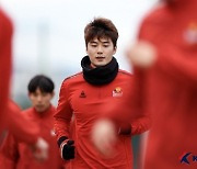 [최용재의 까칠한 축구]기성용 성폭력 의혹 폭로자의 '내로남불'