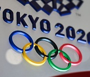 도쿄올림픽 해외 관중 못받을 듯.. 스가 총리는 '올림픽 특수' 미련