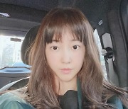 44세 김사랑 '헤어스타일 변신으로 최강 동안 인증'