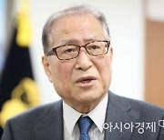 [황재호 교수의 외교 오딧세이] 정세현 前 장관 "미국은 북한을 중국에게 빼앗기지 말라"