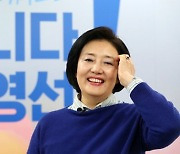 박영선 "대권 아닌 서울시장직에 몰두"..오세훈 "원조친문 DNA 내로남불"