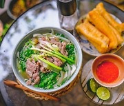 베트남 쌀국수 'PHO', CNN 선정 세계 최고 스프 중 하나 [KVINA]