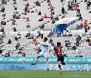 [ST포토] 프로축구, 확실한 거리두기