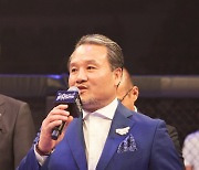 이일준 AFC 대회장, "AFC 15 성료, 열 여섯 번째 넘버링 대회 기대해'