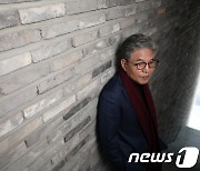 박범신, 성추행 논란 제기 뒤 5년만에 시집 '구시렁구시렁 일흔'으로 복귀