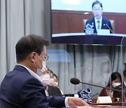 [속보] 文대통령 "檢 사건배당·수사·기소, 제도개선 반드시 있어야"