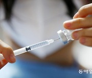 당국 "백신 접종 후 사망 8건, '인과성無' 잠정 결론"