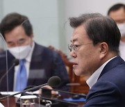 윤석열 사퇴 이후 속도조절?..文 "개혁 안착", 박범계 "국민 공감"