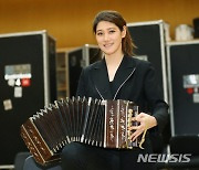 [인터뷰]'반도네온' 고상지 "'탱고의 황제' 피아졸라, 화이트데이에 소환"