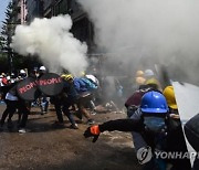 미얀마 민주인사, 군부 '고문사망' 의혹..긴장고조