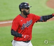 MLB 라미레스·레예스. 코로나19 규정 위반으로 '격리'