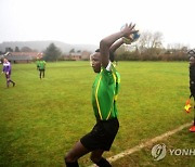 BRITAIN PHOTO ESSAY SANCTUARY STRIKERS GRASSROOT SOCCER