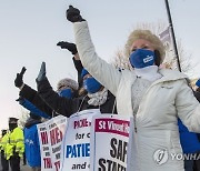 Virus Outbreak Nurses Strike