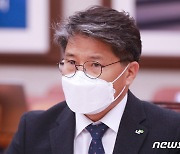 "부동산 사익 추구하고 싶다면, LH 떠나라는 게 국민 요구"