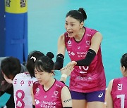 김연경 '(도)수빈이 힘내자'