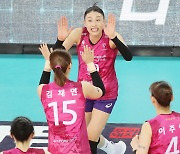 김연경 '모두 웃으면서!'