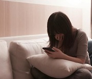 '코로나 우울증'..정신과 찾은 '20대 여성' 40% 증가