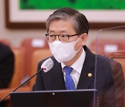 변창흠 장관 "독점적 지위 가진 LH, 역할·기능 재정립 검토"