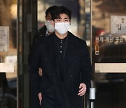 중국인 된 임효준, 한국 허락 없이 '오성홍기'걸고 올림픽 못 뛴다