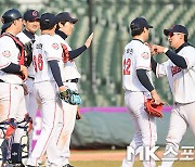 롯데 'SSG와 연습경기서 10-5 승리' [MK포토]