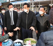 오세훈 "일반시민 여론조사 경선 될 듯"..安측 요구 수용 가능성