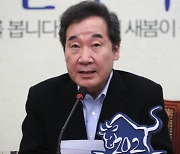 당 대표 뗀 이낙연 대권모드 전환..'신복지' 세일즈