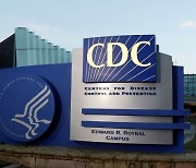 美 CDC "여행제한 완화 전 백신 지속기간 확인해야"