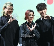 '아지트 라이브 프리미엄' 새소년 "멘트↓, 호흡 따라왔으면"