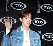 유노윤호 불법 유흥주점서 단속 걸려 도주?..SM "방역수칙 위반 외 잘못 NO"(종합)