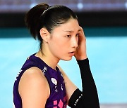 [포토] 김연경 '멀어져간 우승아~'