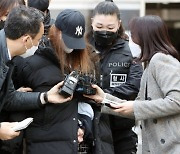 구미 여아 외할머니, 아이 바꿔치기 의혹..경찰 "산파 찾는 중"