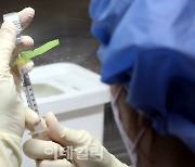 [속보]코로나19 백신 접종 후 사망 사례 1건 추가 신고..총 16건