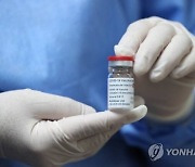 국내서도 AZ백신 접종 후 혈전생성 보고.."사망자 중 1건"