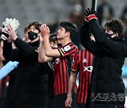 서울, 기성용의 활약으로 광주에 2-1 역전승! [포토]