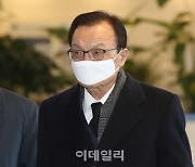 이해찬 "윤석열은 스스로 커나가지 못할 것"