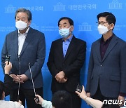 김무성·이재오 "단일화 걸림돌 김종인 즉각 사퇴해야"