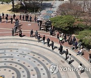 외국인노동자 강제 진단검사에 영국-독일 비판..서울시 결국 철회(종합)