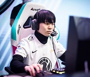 [LPL] IG, 접전 끝에 V5 2대1 꺾고 플레이오프 진출