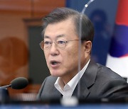 [사설] 당정청, '지지율 동반 급락'에 담긴 민심 직시해야