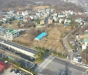 '240억 그린벨트' 법원 공무원이 최대 주주