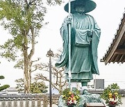 [최현경의 '시코쿠 순례'] (1) 108 사찰 돌며 神과 함께 걸어볼까요