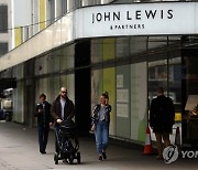 BRITAIN ECONOMY RETAIL JOHN LEWIS CLOSURES