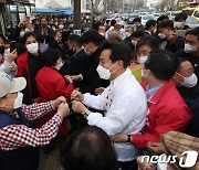 송파구 찾은 오세훈 '인기폭발'