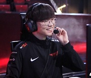 T1, '칸커페테케' 앞세워 디알엑스 격파..PO 2R 진출(종합) [LCK]