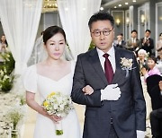 '속아도 꿈결' 웃음기 잃은 신랑 최정우X신부 박준금, 난장판 된 상견례 후유증?